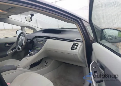 2010 Toyota Prius Iii z USA, uszkodzony, nr VIN JTDKN3DU8A0245607